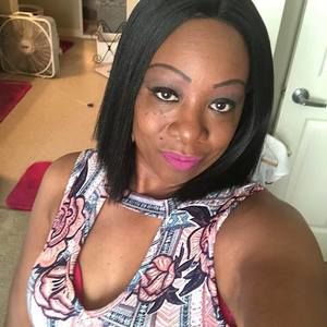 Meet your Posher, Yvette